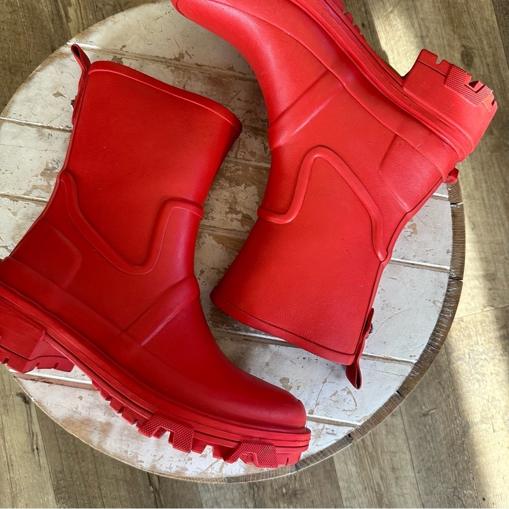Rag & Bone Shiloh Rainboots in Fire Red - Picture 3 of 14